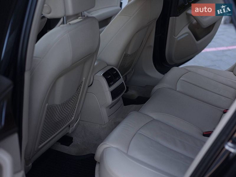 Седан Audi A6 2015 в Первомайську