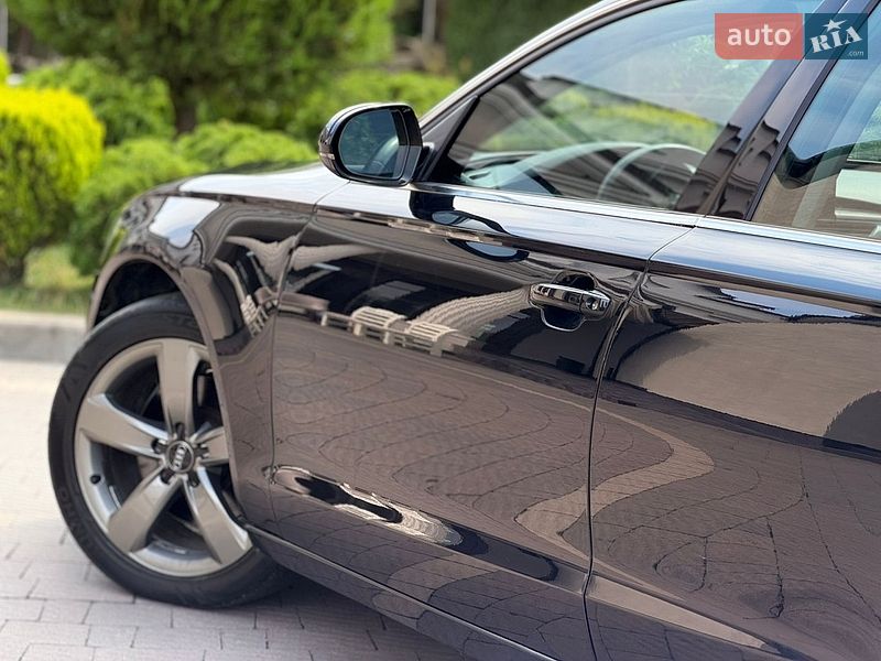 Седан Audi A6 2011 в Стрию