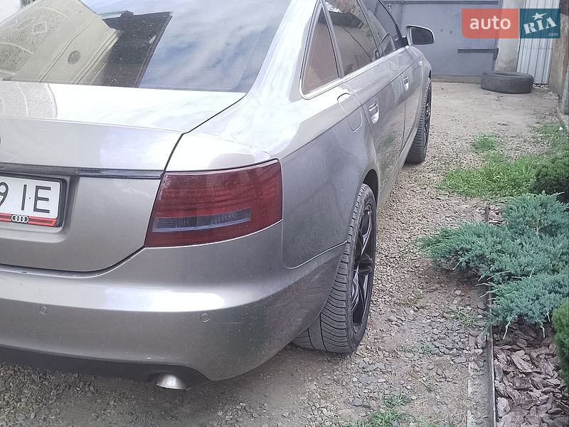 Седан Audi A6 2004 в Галиче
