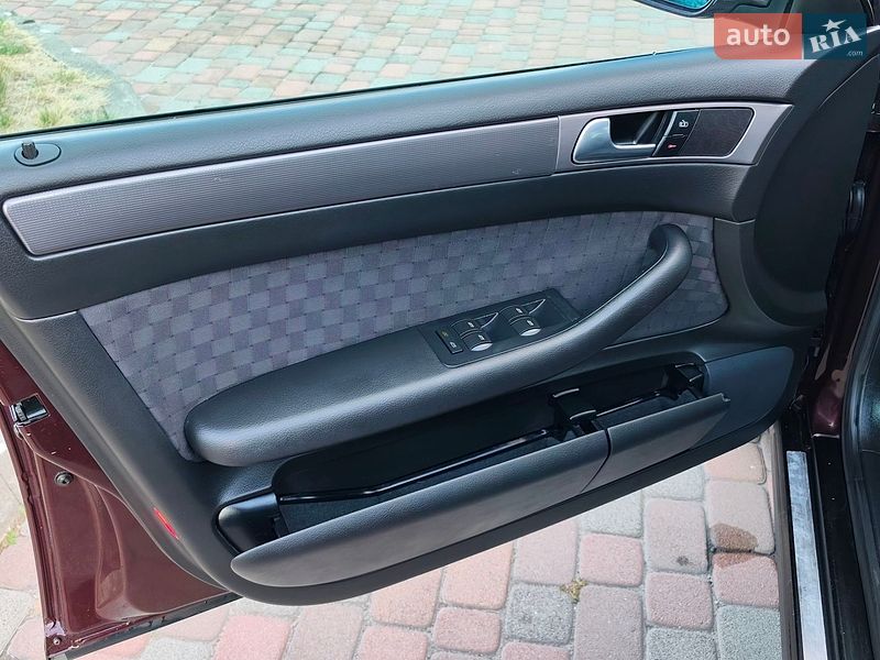 Седан Audi A6 2001 в Сарнах