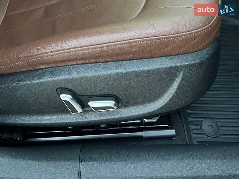 Седан Audi A6 2015 в Миргороде