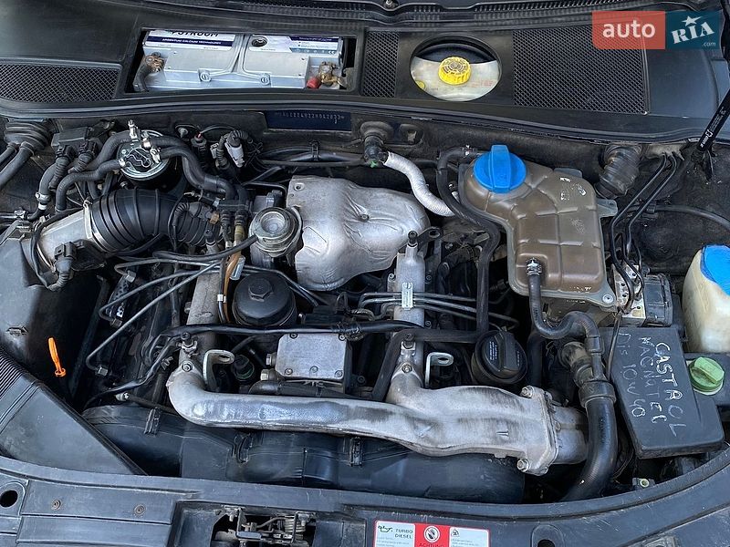Седан Audi A6 2002 в Остроге