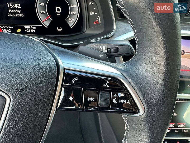 Седан Audi A6 2024 в Киеве
