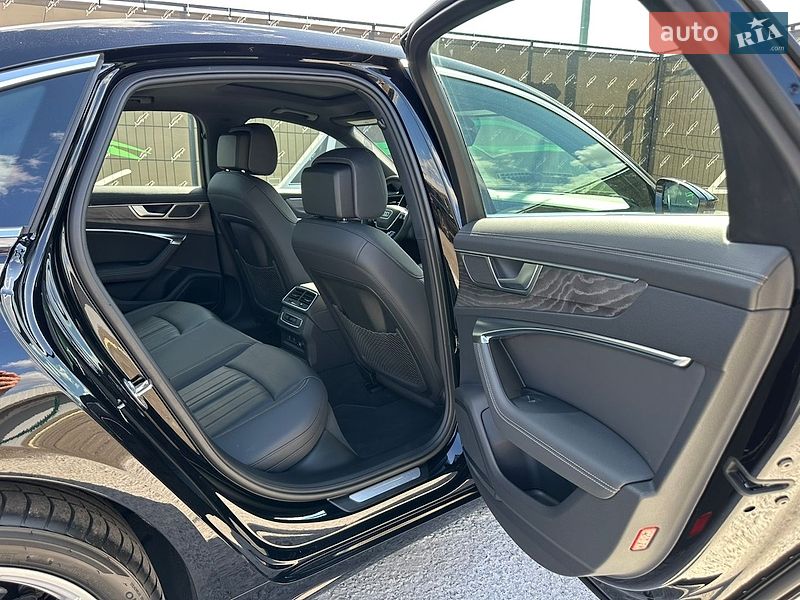 Седан Audi A6 2024 в Киеве