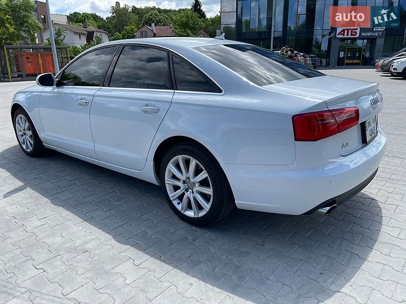 Седан Audi A6 2014 в Ровно