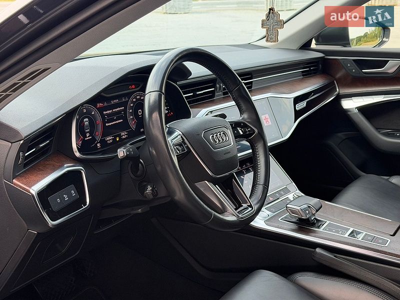 Седан Audi A6 2019 в Чернівцях