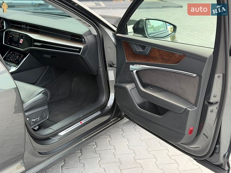 Седан Audi A6 2019 в Чернівцях