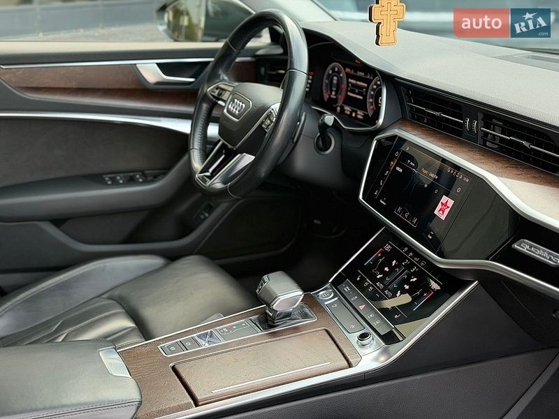 Седан Audi A6 2019 в Черновцах