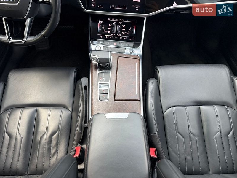 Седан Audi A6 2019 в Чернівцях