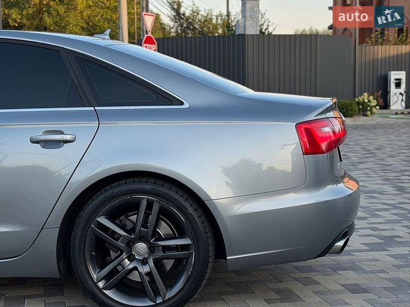 Седан Audi A6 2013 в Киеве