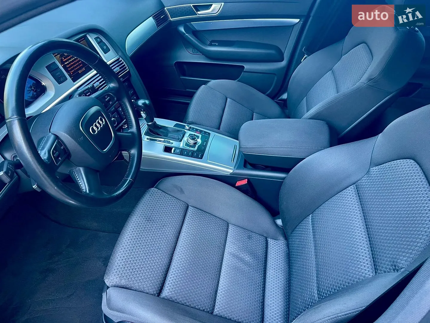 2010 Audi A6 - мініатюра 9
