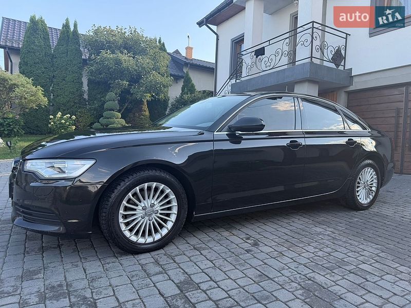Седан Audi A6 2012 в Новояворовске