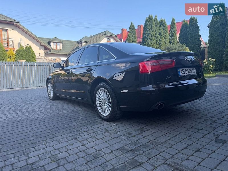Седан Audi A6 2012 в Новояворовске