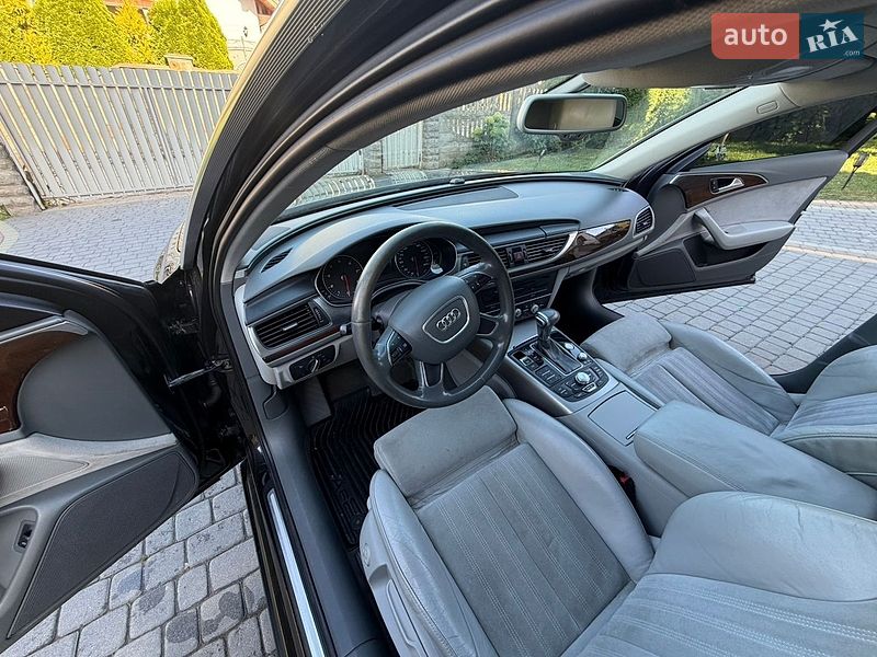 Седан Audi A6 2012 в Новояворовске