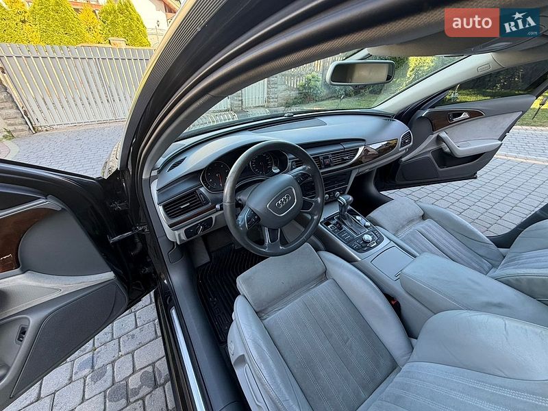 Седан Audi A6 2012 в Новояворовске