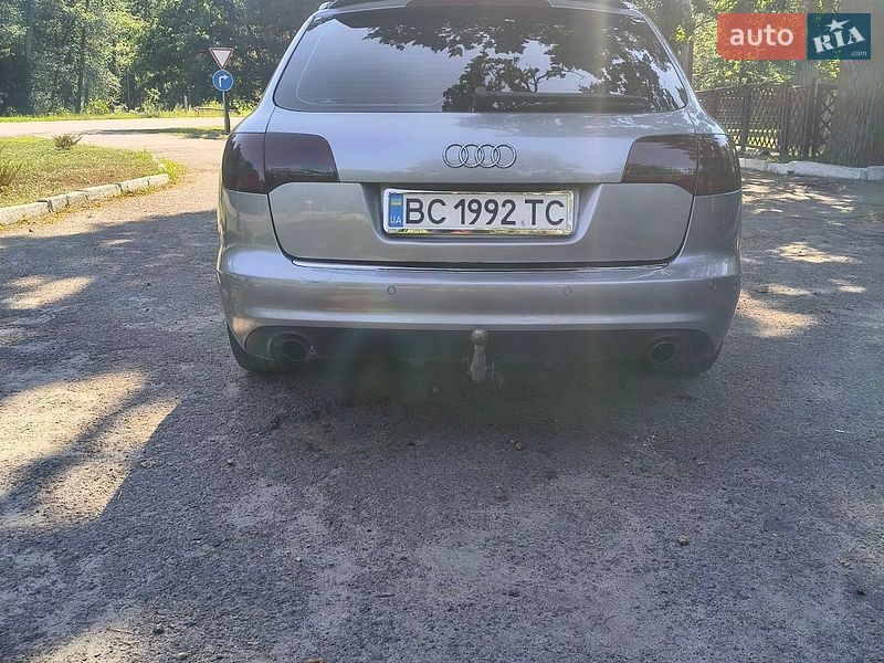 Универсал Audi A6 2010 в Киверцах