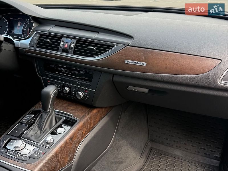 Седан Audi A6 2016 в Киеве