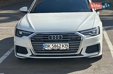 Седан Audi A6 2019 в Ровно