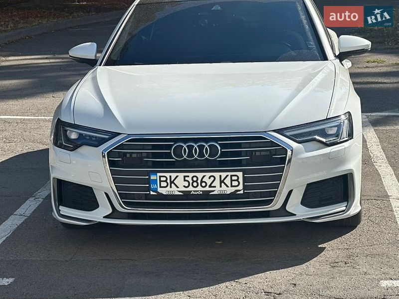 Седан Audi A6 2019 в Ровно