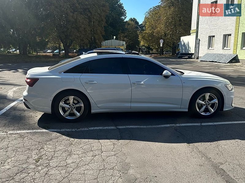 Седан Audi A6 2019 в Ровно