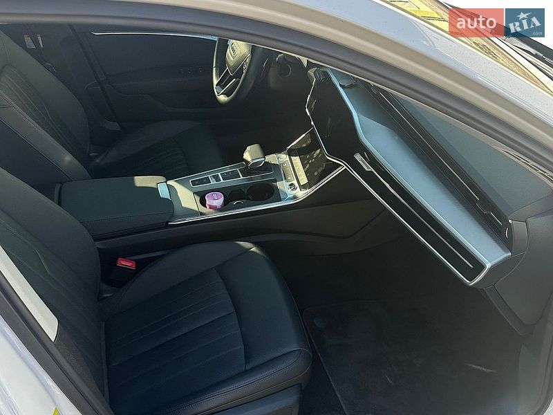 Седан Audi A6 2019 в Ровно