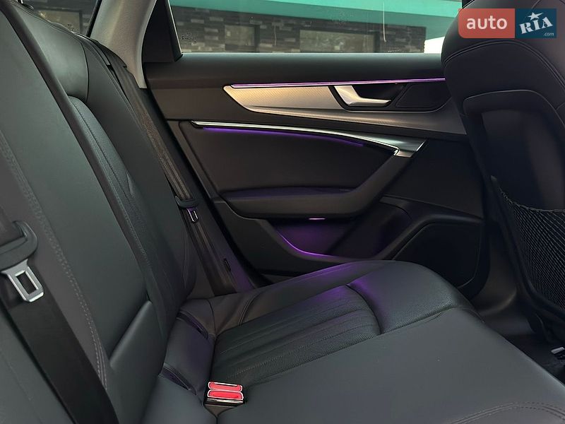 Седан Audi A6 2019 в Ровно