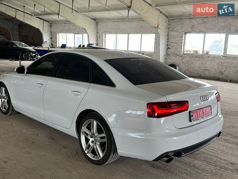 Седан Audi A6 2015 в Луцке