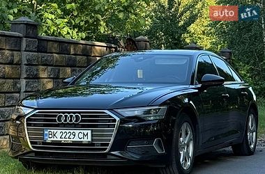 Седан Audi A6 2018 в Сарнах