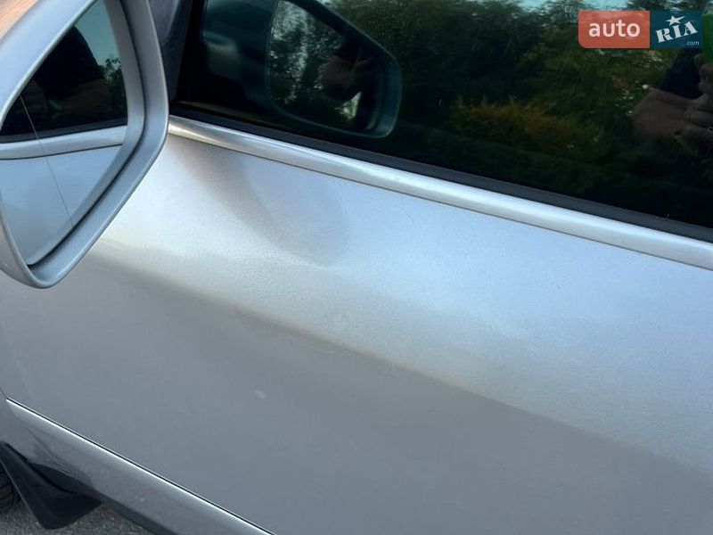 Седан Audi A6 1999 в Каневі