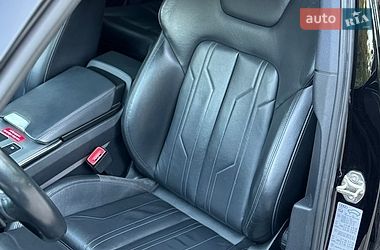 Седан Audi A6 2020 в Львове