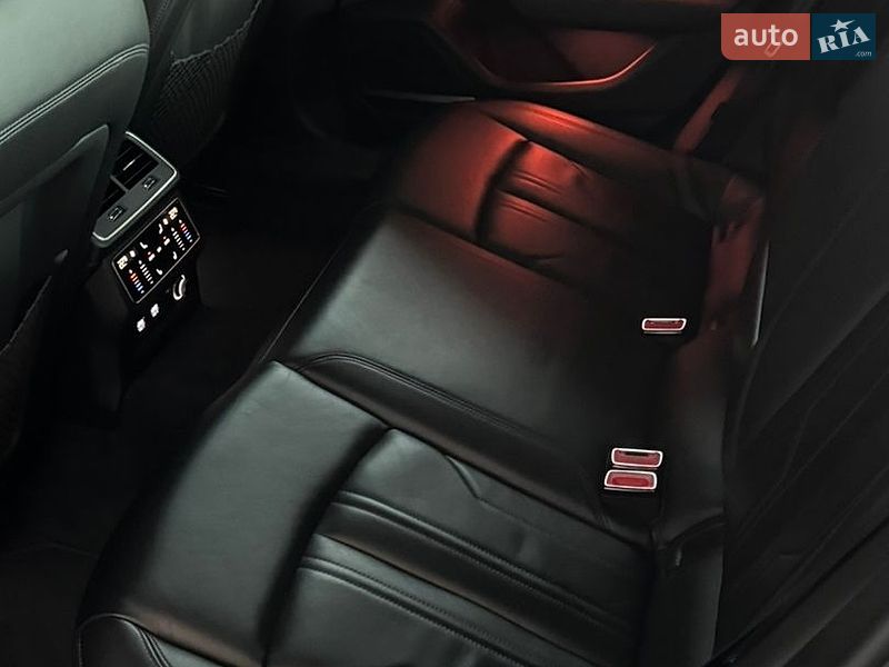 Седан Audi A6 2020 в Львове