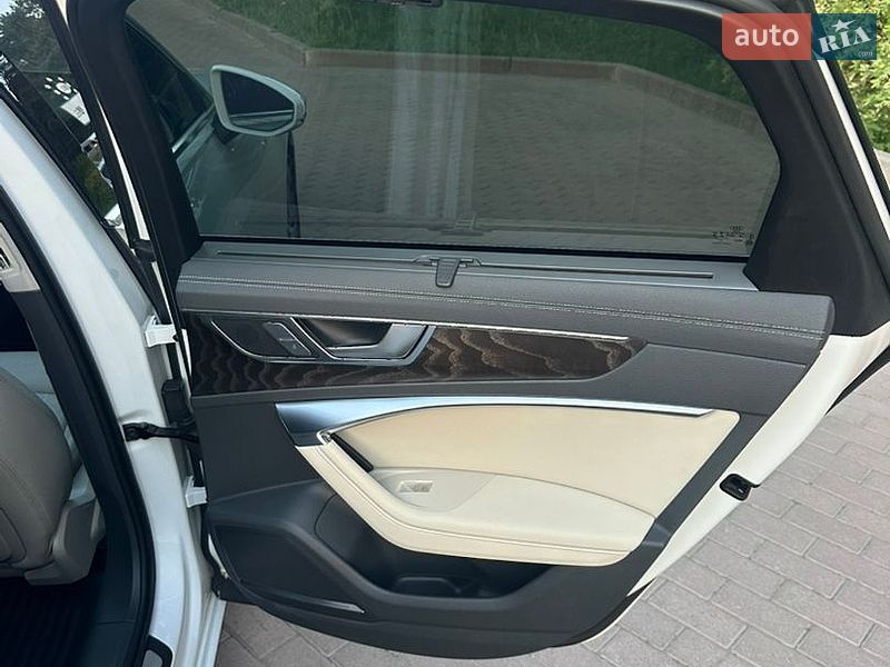 Седан Audi A6 2019 в Яворове