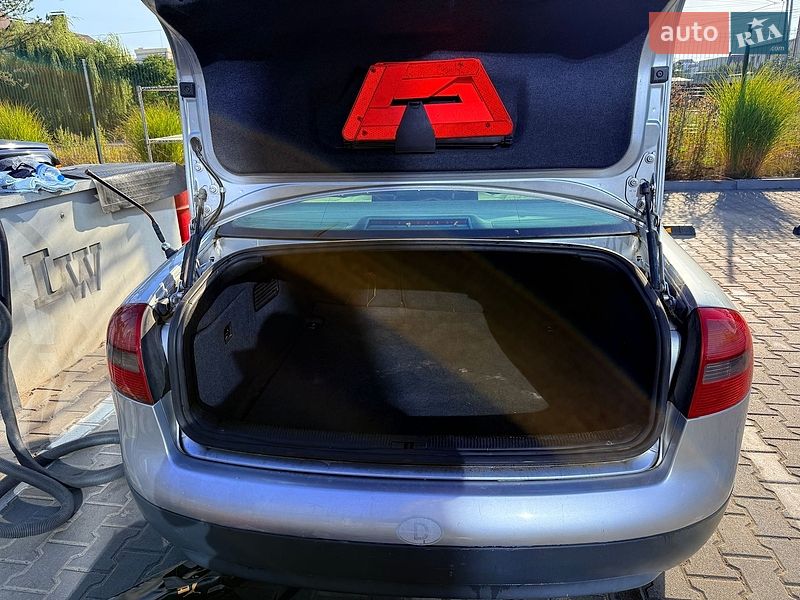 Седан Audi A6 2000 в Рівному