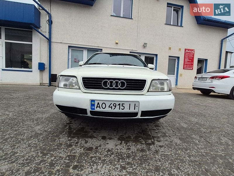 Седан Audi A6 1995 в Кременці