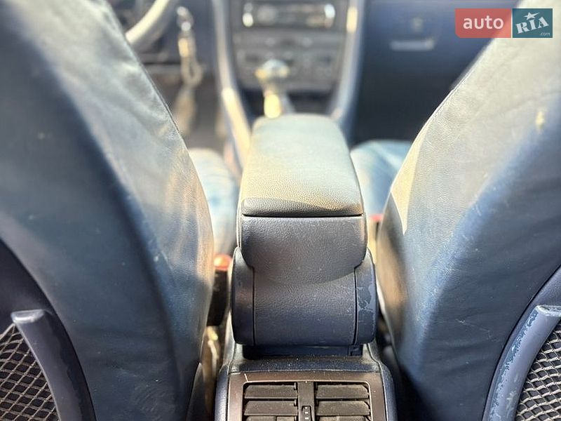Седан Audi A6 2000 в Летичіві