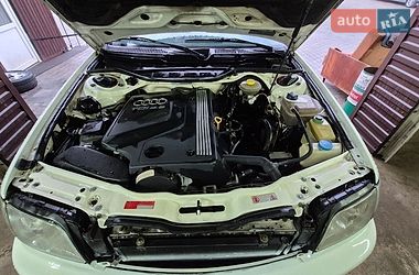 Седан Audi A6 1995 в Кременці