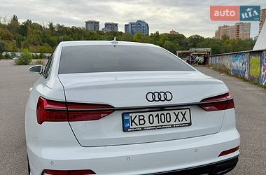 Седан Audi A6 2018 в Киеве