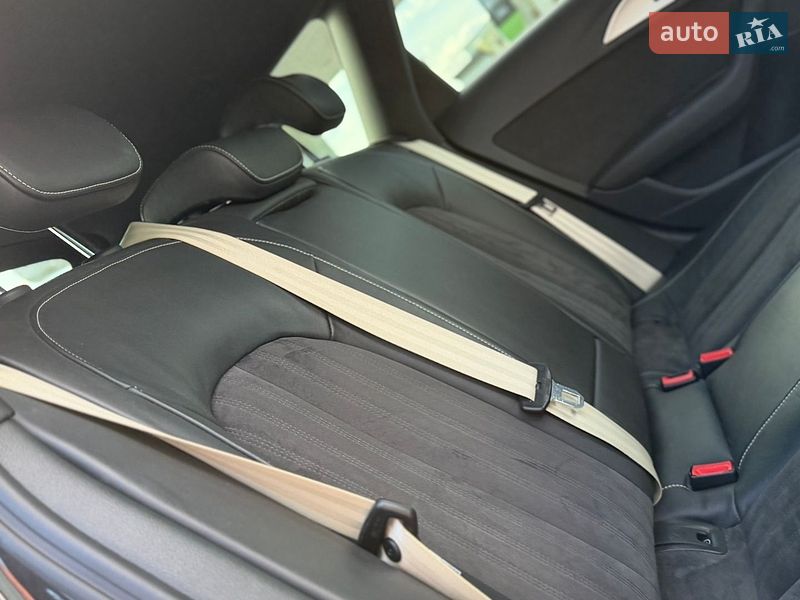 Універсал Audi A6 2016 в Дрогобичі