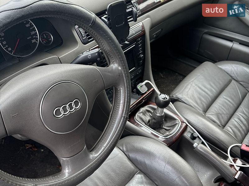 Седан Audi A6 2001 в Броварах