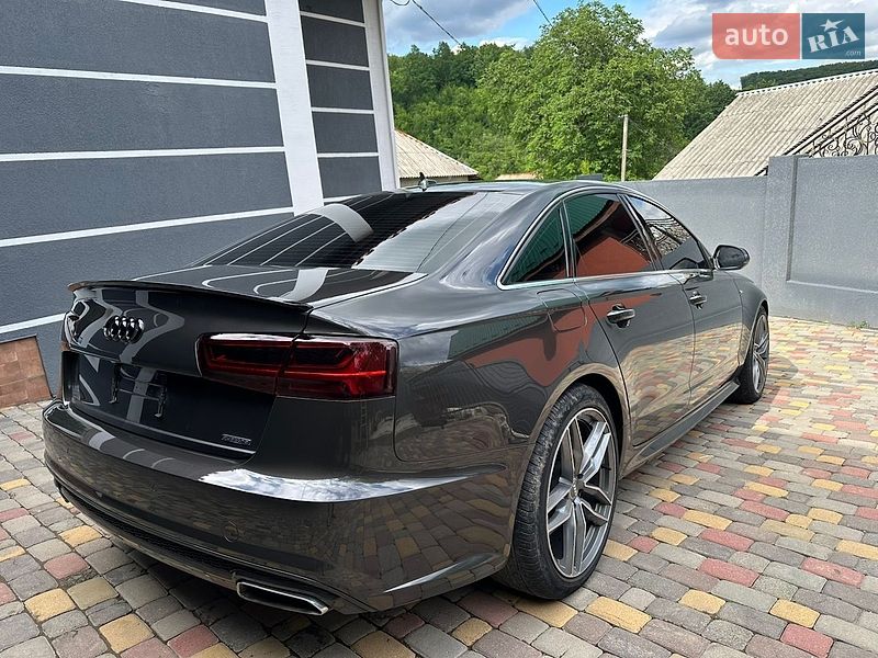 Седан Audi A6 2015 в Мукачево