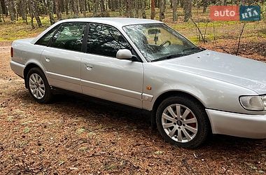 Седан Audi A6 1996 в Березному