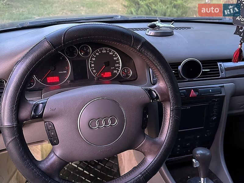 Універсал Audi A6 2002 в Ратному