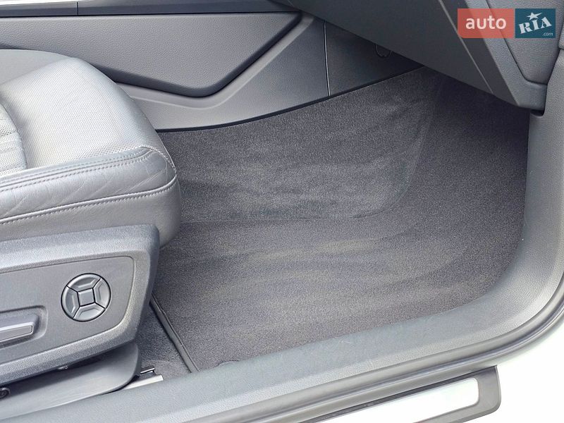 Седан Audi A6 2019 в Днепре