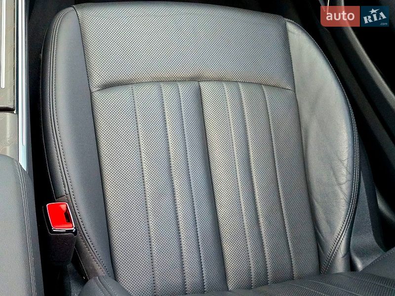 Седан Audi A6 2019 в Днепре