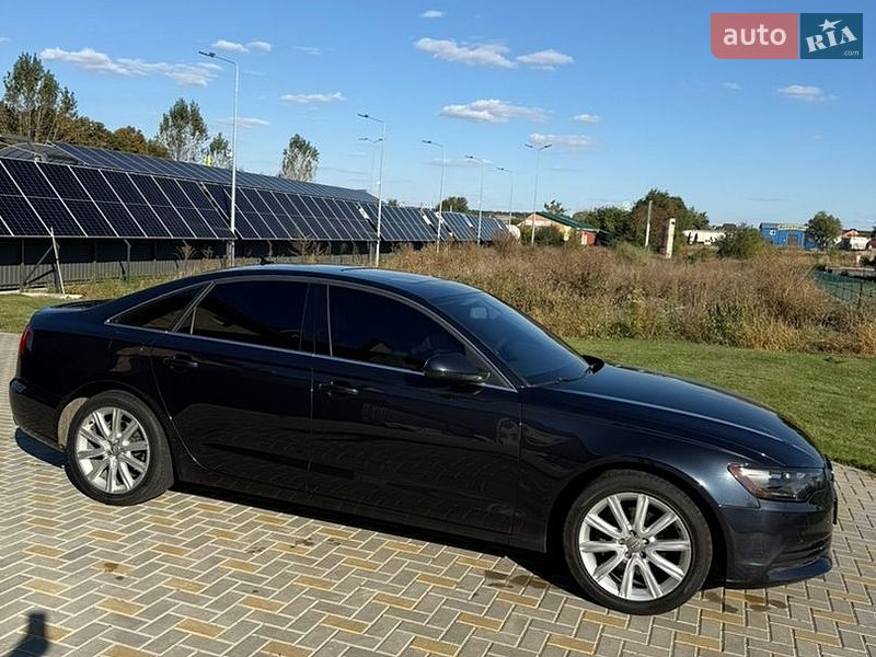 Седан Audi A6 2012 в Гайсине
