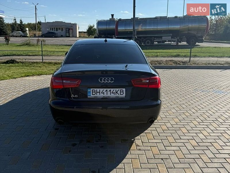 Седан Audi A6 2012 в Гайсине