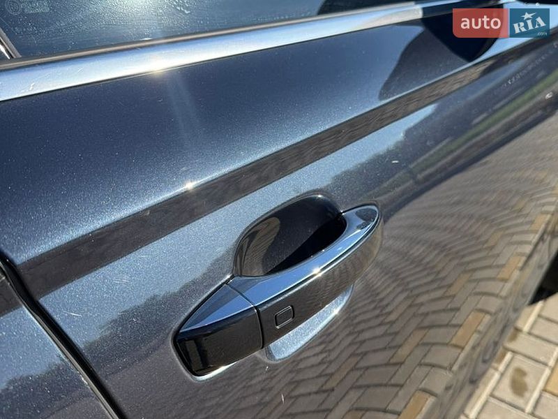 Седан Audi A6 2012 в Гайсине