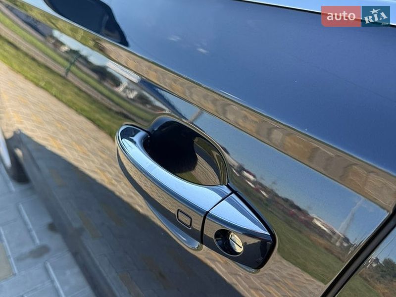 Седан Audi A6 2012 в Гайсине