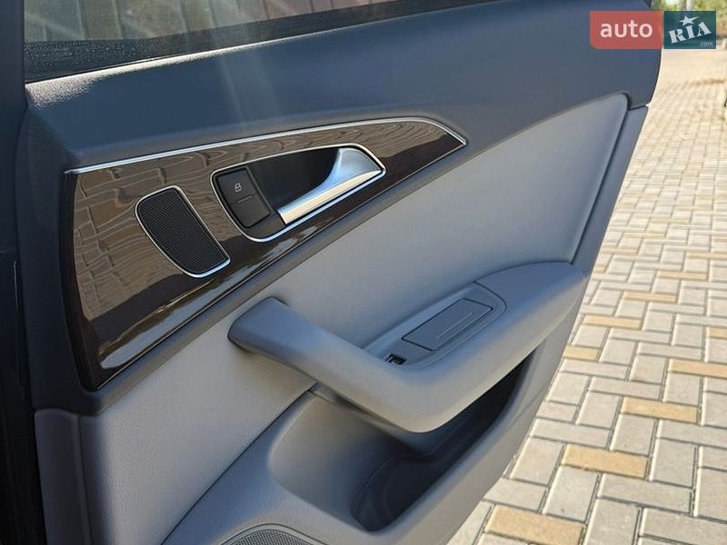 Седан Audi A6 2012 в Гайсине