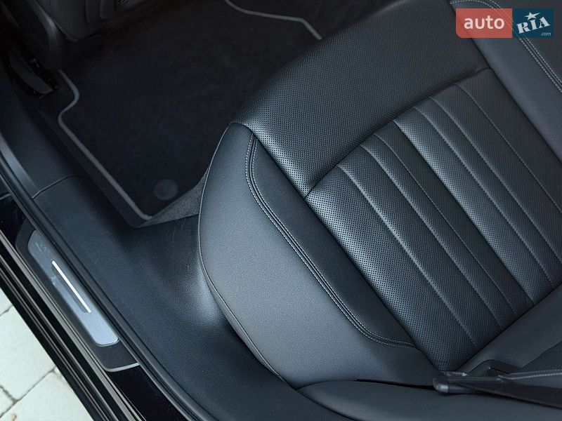 Седан Audi A6 2019 в Львові